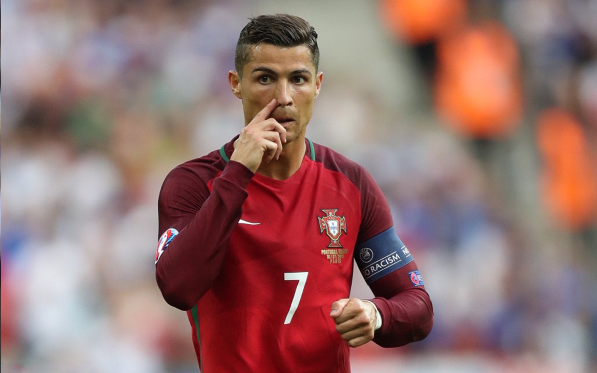 卡迪夫城边路突破频繁，蓝鸟军团全力进攻，卡迪夫蓝调风格是什么车