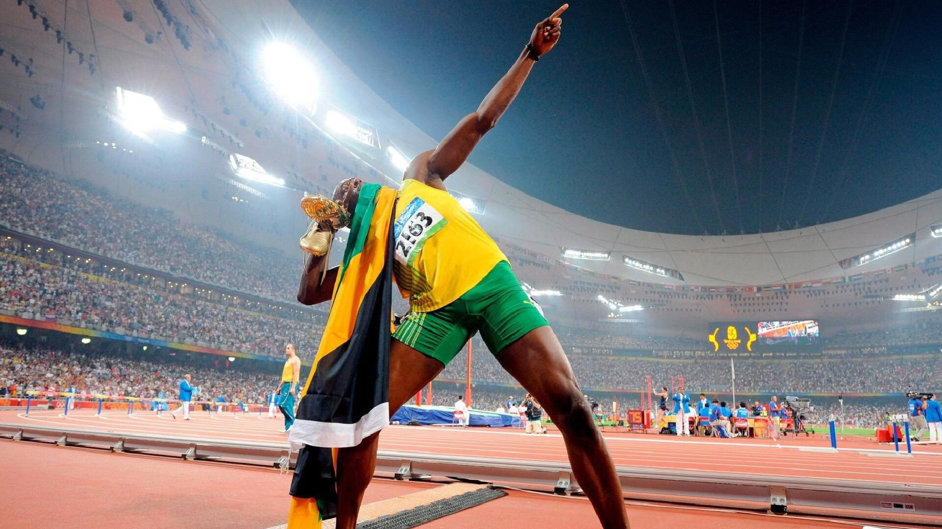 赛场激烈冲刺，车手如何抓住最后一刻，赛场激烈冲刺,车手如何抓住最后一刻的机会